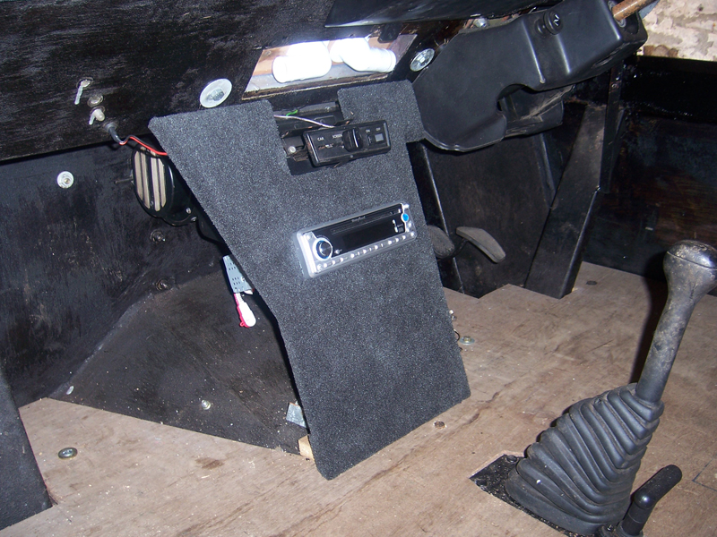 Centre_console_3.jpg